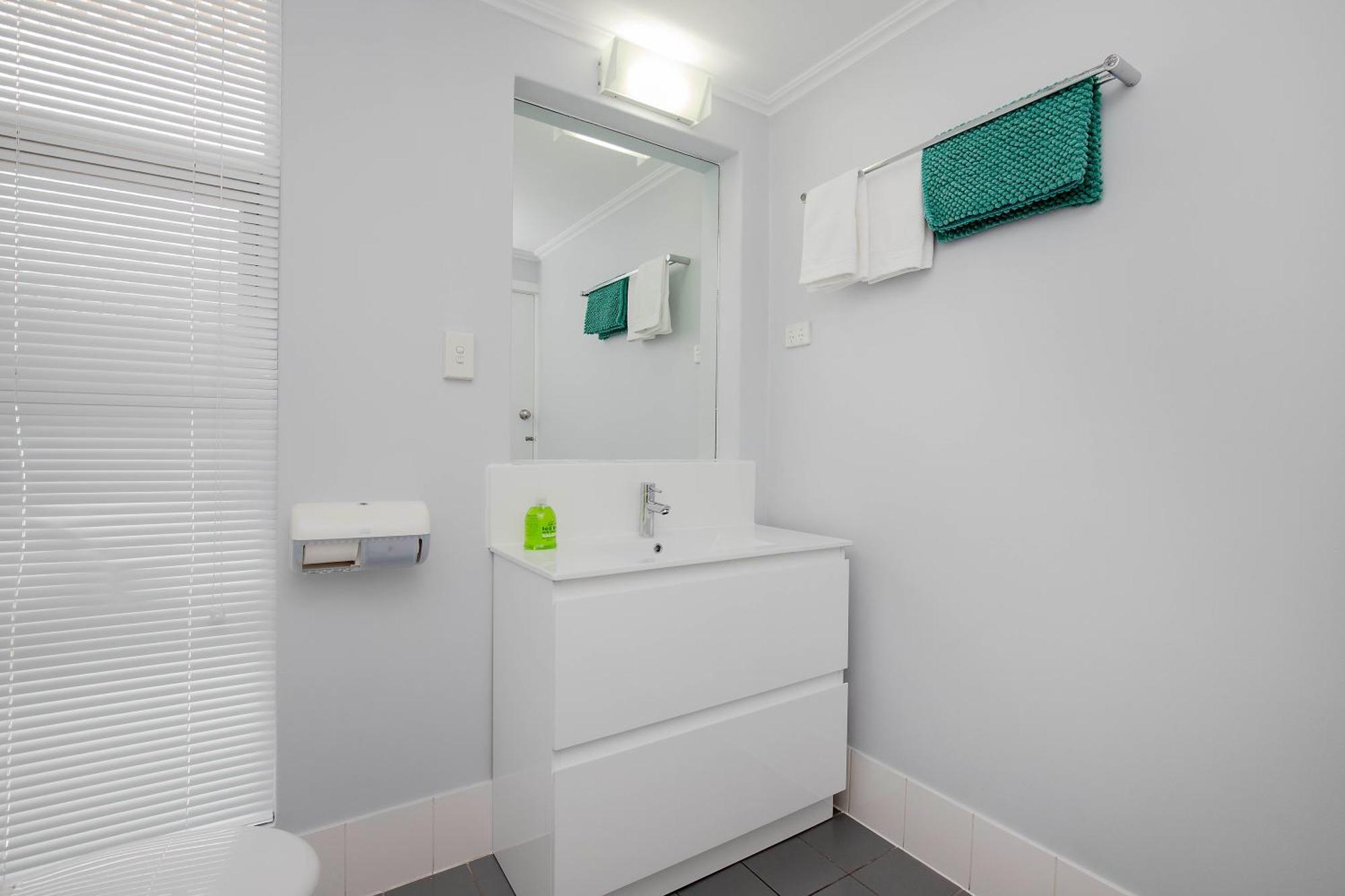Glenelg Oasis Studios Adelaide Exterior photo